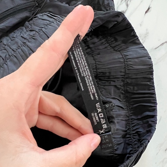 Free People Movement Black Smocked Running Shorts - Picture 6 of 7